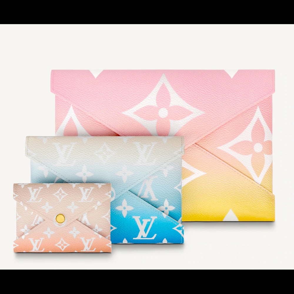 Louis Vuitton Kirigami By thé Pool